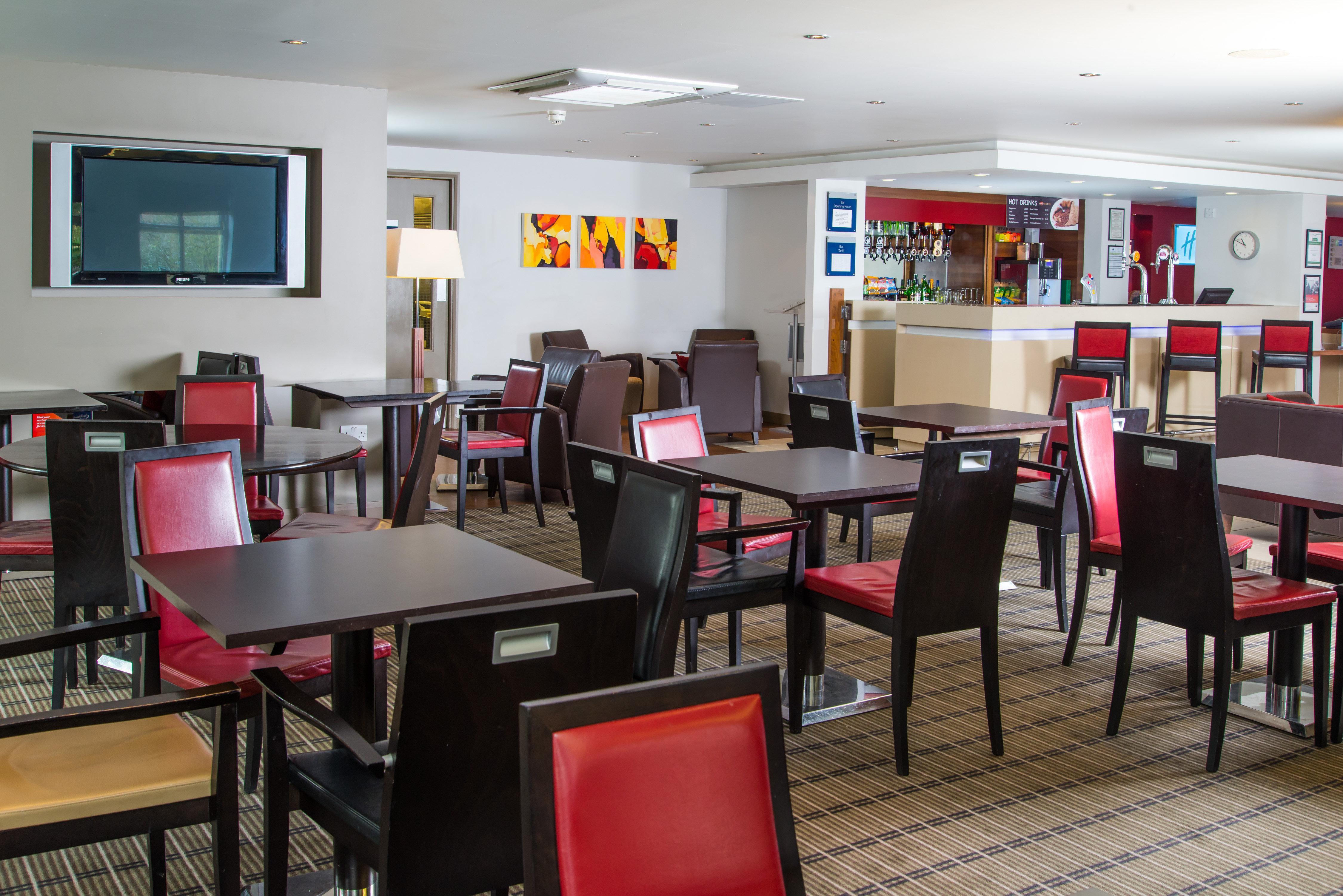 Holiday Inn Express Exeter East By Ihg Exterior photo